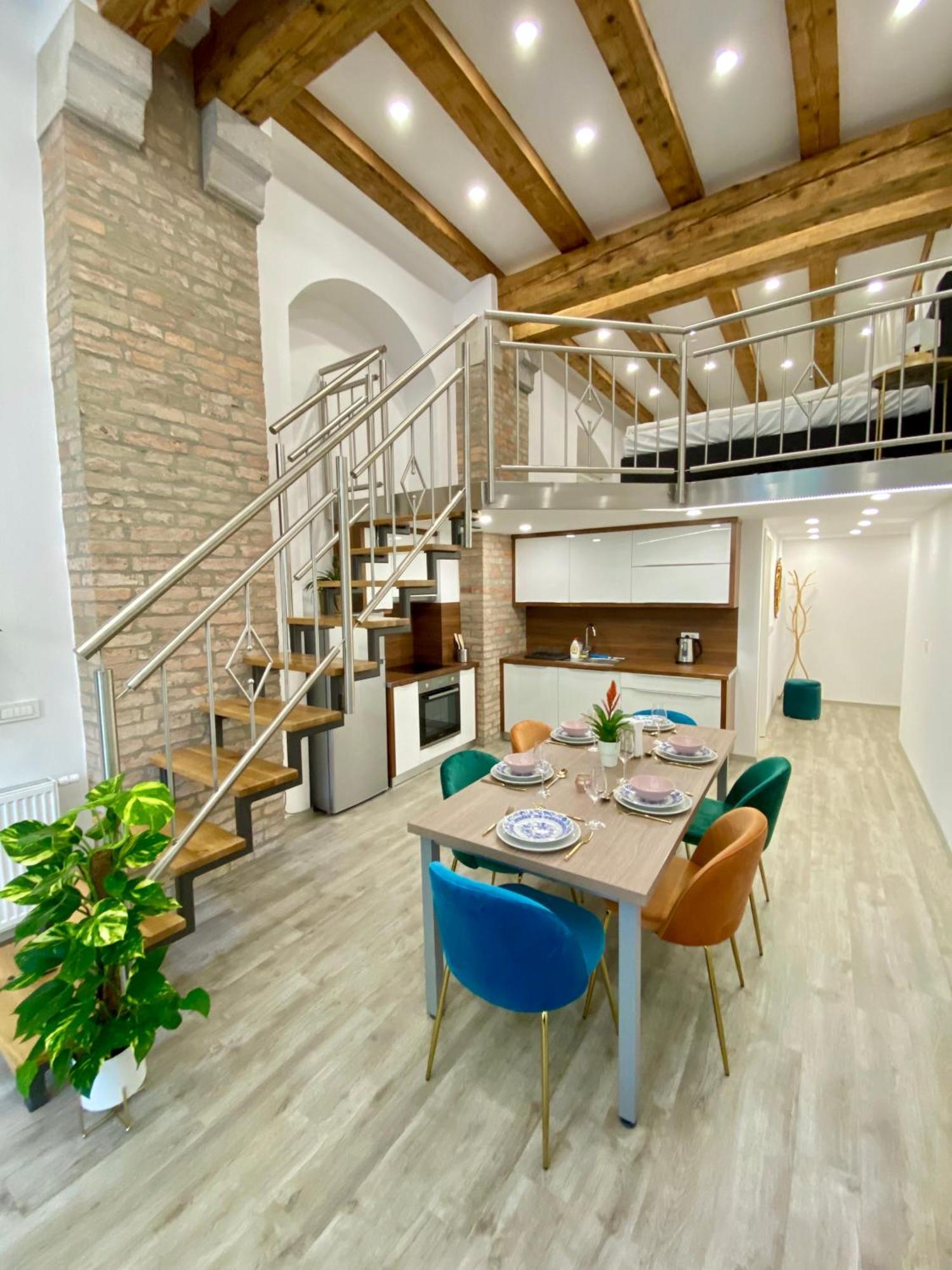 Jungle Loft - Central/Free Parking ลูบลิยานา ภายนอก รูปภาพ