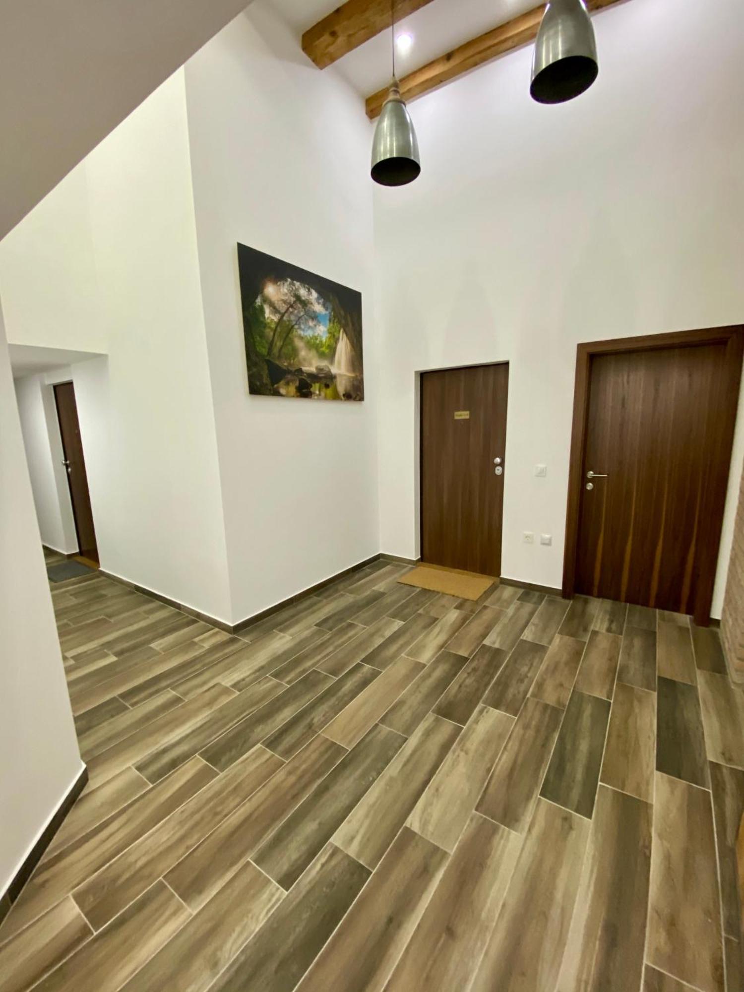 Jungle Loft - Central/Free Parking ลูบลิยานา ภายนอก รูปภาพ